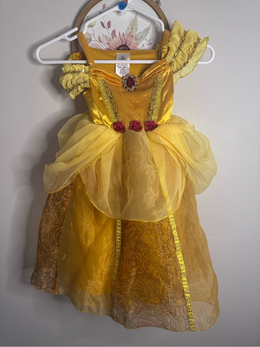 Disney store Girls Yellow Princess Belle Costume Dress with Rose Accents 3t